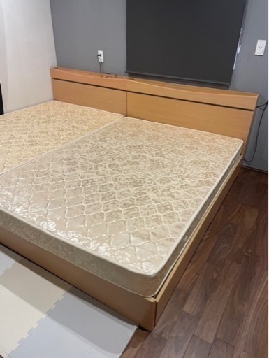 家具 ベッド ダブル 近場自宅配送可