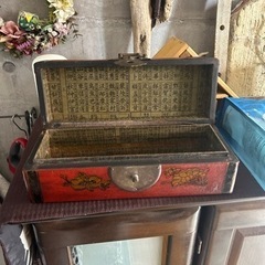 レトロ箱の画像