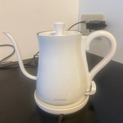 アイリスオーヤマ　電気ポット