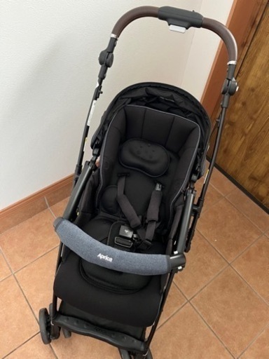 【お値下げ交渉中】【ベビーカー】アップリカ　ラクーナクッションフリー