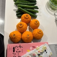 お菓子、野菜