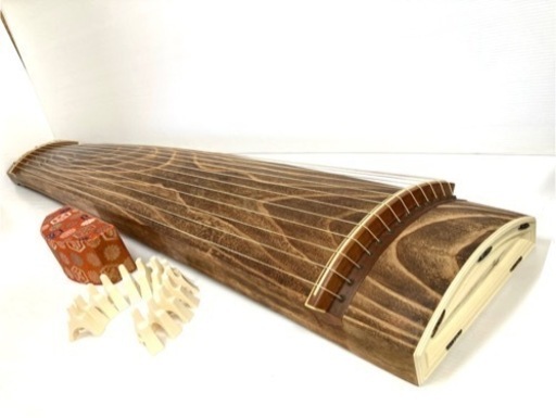 和琴　13弦琴 蒔絵あり 全長187cm 琴柱／ゆたん【直接引き取り可】 和琴 13弦琴 蒔絵あり 全長187cm 琴柱／ゆたん直接引き取り可 和