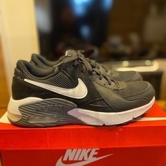 【３回使用】NIKEエアマックス　黒白　27.0