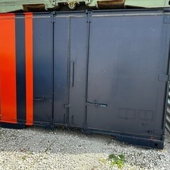 JRコンテナ鉄製で頑丈な作りです。 物置、倉庫に最適、改造して住まい