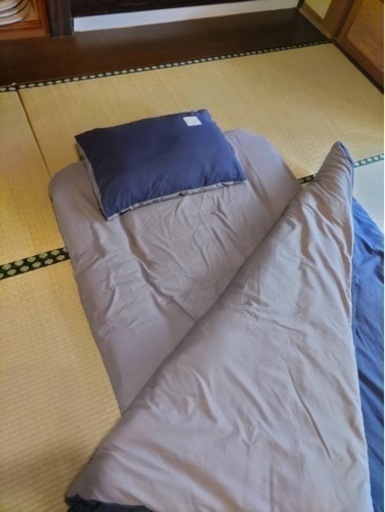 布団一式　カバー付き　新品