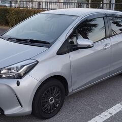 美車ヴィッツ（ジュエラ）H28（2016）年式の画像