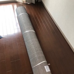 【お取引決まりました】ニトリ　ラグと食器ラック【本日来れる方優先します】の画像