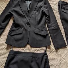 服/ファッション スーツ レディースの画像