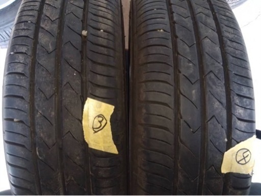 車のパーツ タイヤ、ホイール