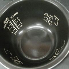 パナソニック 2019年製 IHジャー 3.5合炊き IH炊飯器 SR-KT068 黒 ブラック 備長炭釜 ガラスパネル Panasonic 苫小牧西店の画像