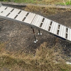 アルミラダーレールの画像