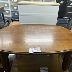 リサイクルショップどりーむ天保山店　No12534　大幅割引!!　￥1,980→￥1,100　座卓　ローテーブル　机　ちゃぶ台　天板楕円形　角無し安心　配達可能の画像