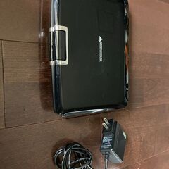 ポータブル　DVDプレーヤー　回転式液晶搭載