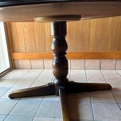 家具　食卓　円卓　テーブル　ダイニングの画像
