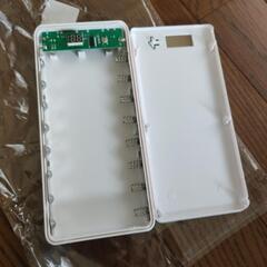 新品★18650ｘ8本★モバイルバッテリーケースの画像