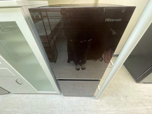 【リサイクルサービス八光】2023年製　ハイセンス　冷蔵庫 ダークブラウン HR-G13C-BR　135L　2ドア /右開きタイプ