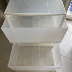 無印良品の衣装ケースクリアの画像