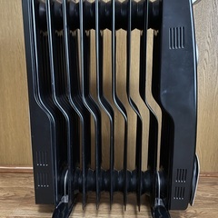 中古のオイルヒーターです。の画像