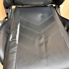 ゲーミングチェア 中古の画像