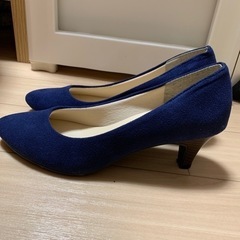 ヒールパンプス 22.5cmの画像