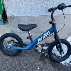 ストライダー　キッズ　AVIGO 14インチ