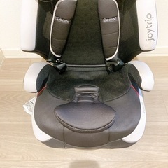 【決まりました】ジュニアシート コンビ combi ジョイトリップ ドリンクホルダー付き   チャイルドシートの画像