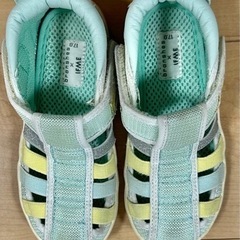 ウォーターシューズ　17センチの画像
