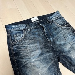 ダメージ　ジーンズの画像