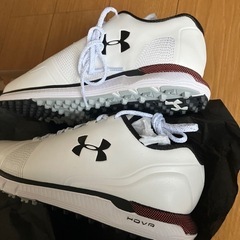 アンダーアーマゴルフシューズの画像
