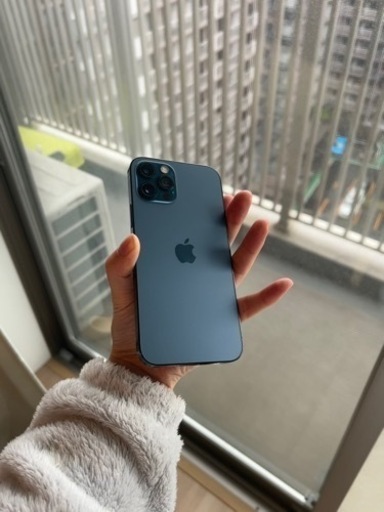 iPhone12pro，256G，SIMフリー、SIMカード2枚対応機種、53000円