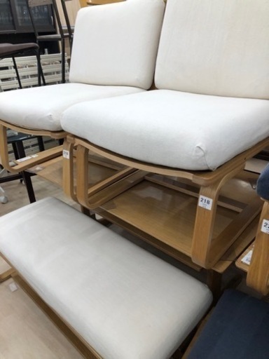 座高低め！無印良品のベンチダイニング4点セットのご紹介です！