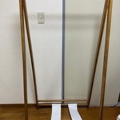 家具　洋服ラック