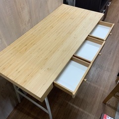 IKEA イケア LILLASEN リルオーセン　デスク　竹　家具 オフィス用家具 机の画像