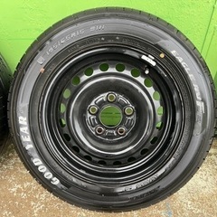 車のパーツ タイヤ、ホイールの画像