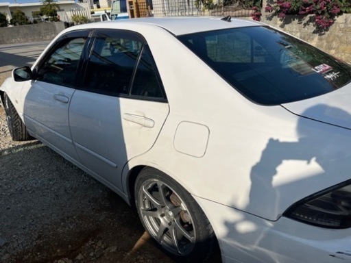 車