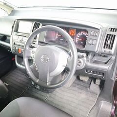 春のドライブはミニバンで決まり！！　オトロン　中古車　自社ローン...