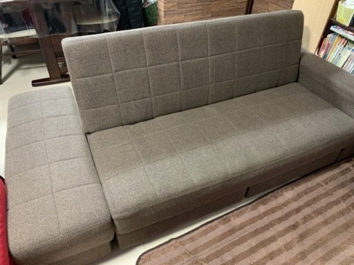 受け渡し予定者決定しました☺️【美品】ニトリ　2人〜3人がけ　収納付きソファーベッド