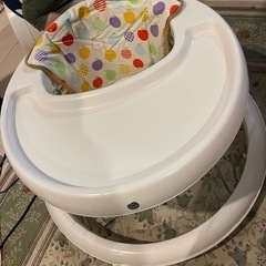 赤ちゃんバウンサー、歩行器の画像