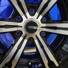 車のパーツ タイヤ、ホイールの画像