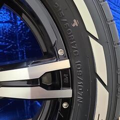 車のパーツ タイヤ、ホイールの画像