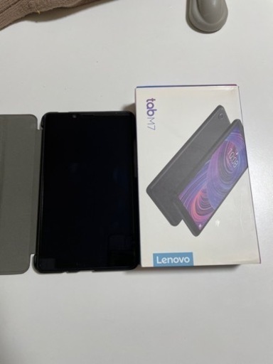 LENOVO  M7 タブレット