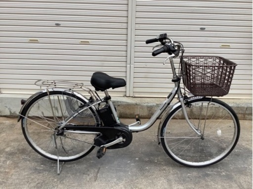 371   パナソニック最新機種電動アシスト自転車vivi26インチシルバーボディー