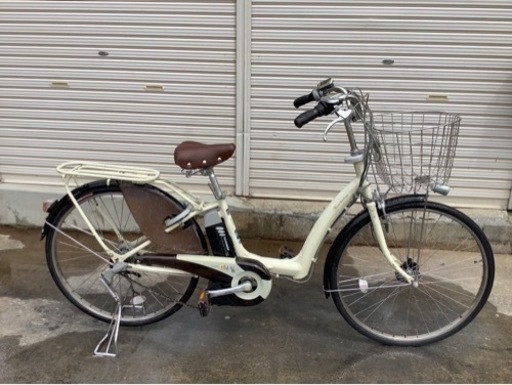 373  ブリヂストン新機種電動アシスト自転車BEUTE26インチアイボリーアルミボディー
