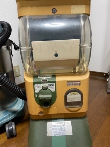 ガチャガチャ　