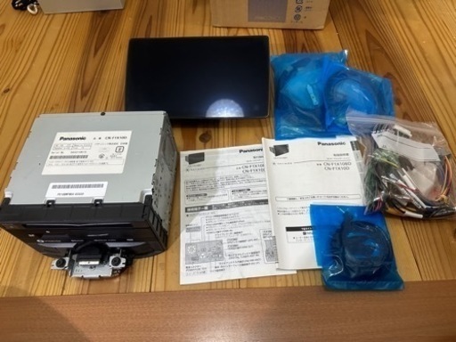 パナソニック　ストラーダ　CN-F1X10D  地図更新済　動作確認済　配線つき