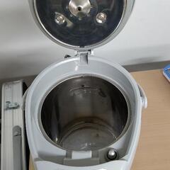 現在、商談中です。電気ポットをお譲りします。 の画像