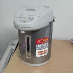 現在、商談中です。電気ポットをお譲りします。 