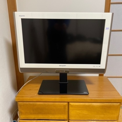 シャープ液晶テレビ　AQUOS LC-26DV7