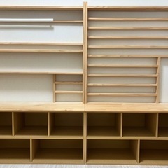 【決まりました】子供部屋収納☆レール幅の溝あり♪プラレール収納☆...
