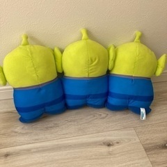 【ディズニー】リトルグリーンメン ３連 クッションの画像
